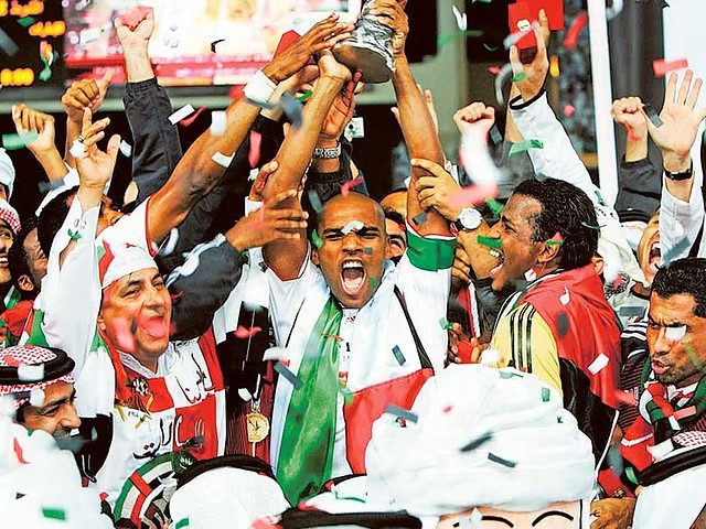 UAE vô địch Vùng Vịnh lần đầu tiên năm 2007.