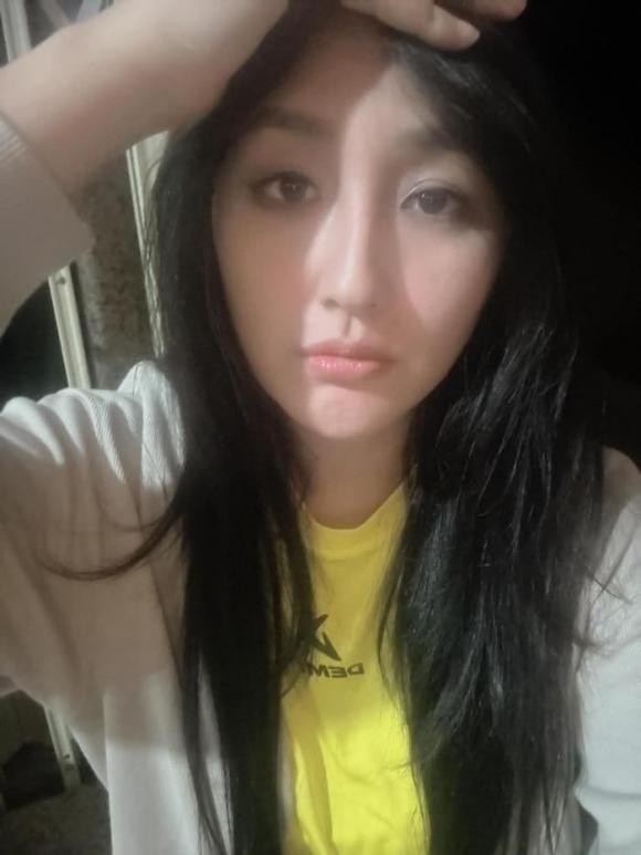 Mai Phương Thúy gây lo lắng khi bị ốm và sốt trong những ngày cuối năm