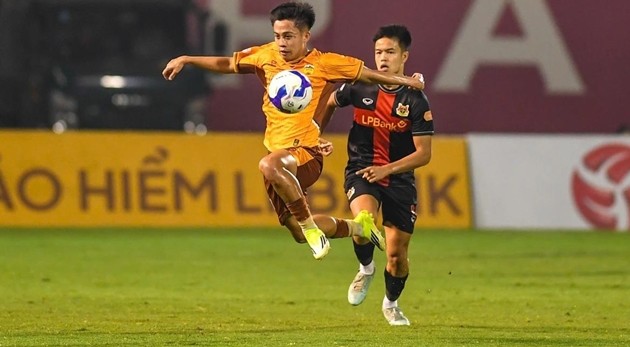 Các câu lạc bộ tại V-League nghỉ Tết muộn và ngắn ngày.