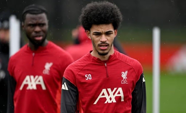 Clae Ewing thu hút sự chú ý ở buổi tập mới nhất.