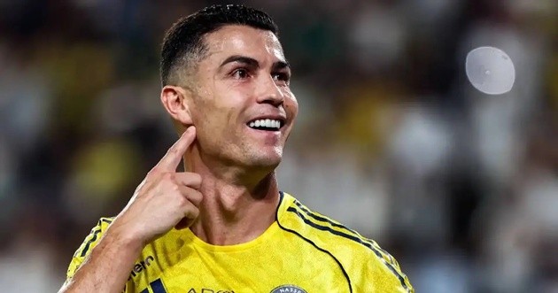 Ronaldo sẵn sàng trở lại thi đấu cho Al-Nassr.