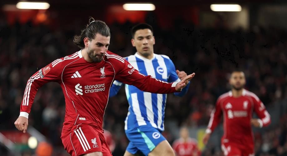 Dominik Szoboszlai làm quá tốt trước Brighton.