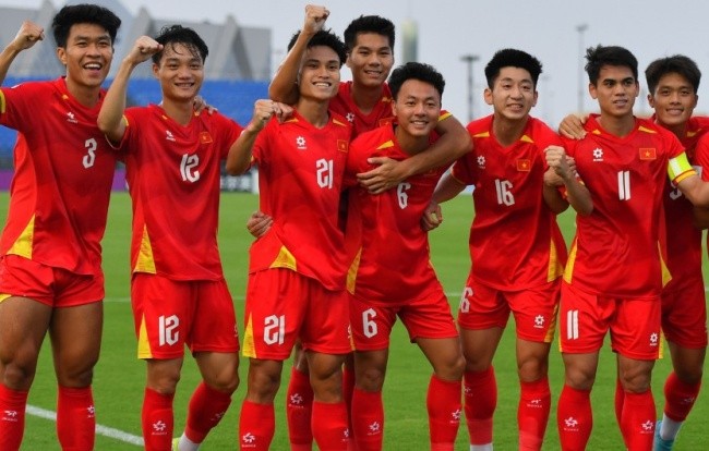 Bóng đá Việt Nam gặt hái thành công