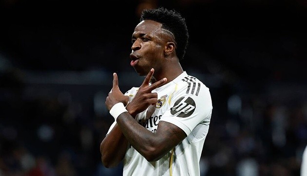 Ngôi sao người Brazil bay cao dưới thời Arbeloa.