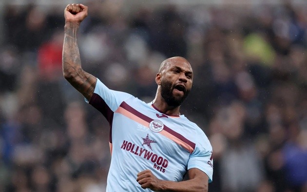 Thiago đang làm mưa làm gió tại Ngoại hạng Anh.