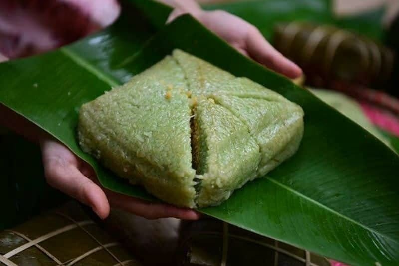 Ép giúp bánh chắc, không bị nhão, cắt ra đẹp mắt và bảo quản lâu hơn.