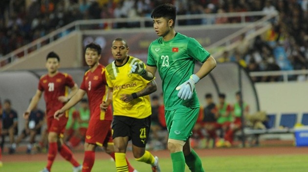 Đà Nẵng tính chuyện mượn thủ môn Văn Toản.