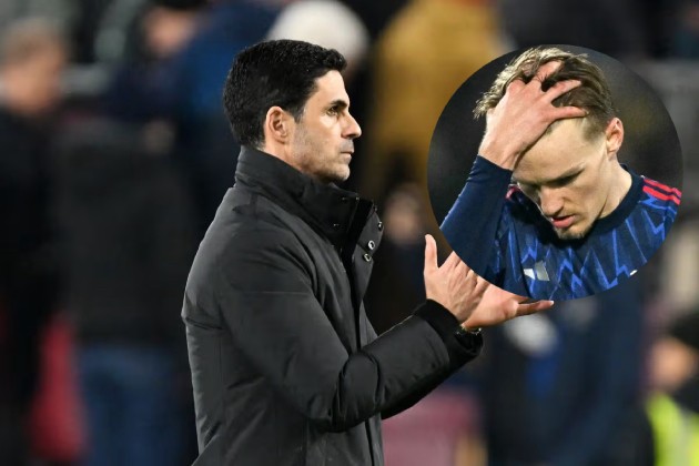 Odegaard vắng bóng trong thắng lợi 4 sao của Arsenal.