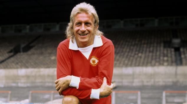 'Hoàng đế' Denis Law.
