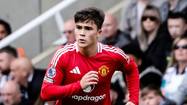 Harry Amass cần được trao thêm cơ hội.