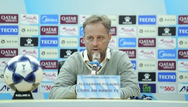 HLV Mano Polking thừa nhận sai lầm của CLB Công An Hà Nội.