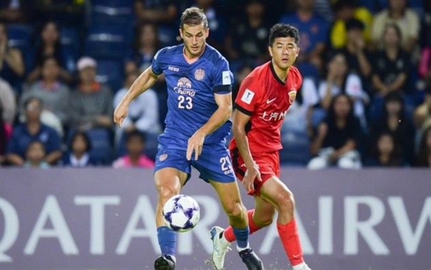 Buriram dễ dàng giành 3 điểm trên sân nhà.