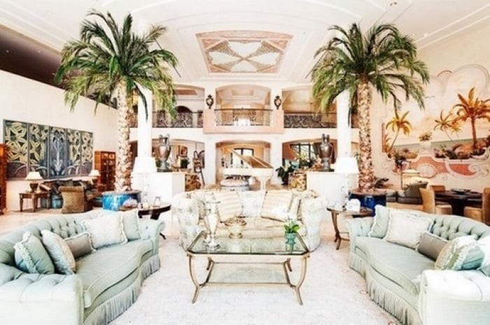 Nhà có phòng khách rộng rãi. (Ảnh minh họa)