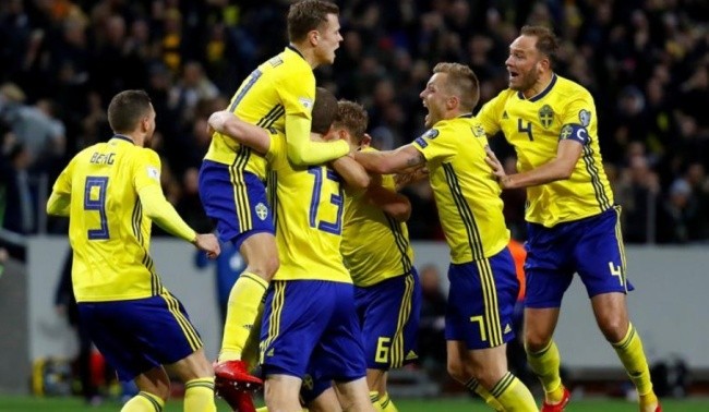 Thụy Điển đánh bại Ý, giành vé dự World Cup 2018.