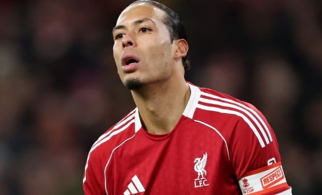 Van Dijk thất vọng khi Endo dính chấn thương.