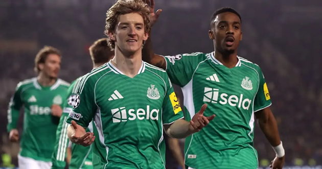 Gordon là người hùng của Newcastle trong trận thắng 