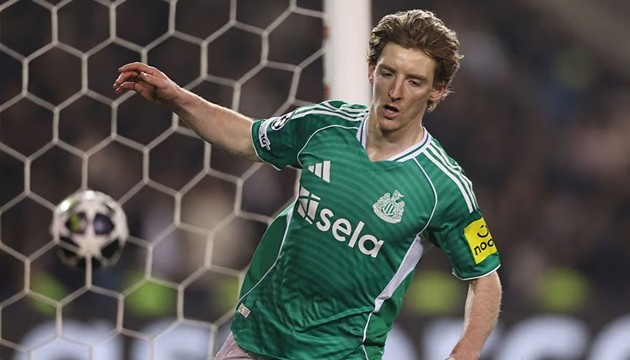 Gordon tỏa sáng rực rỡ trong chiến thắng trước Qarabag.