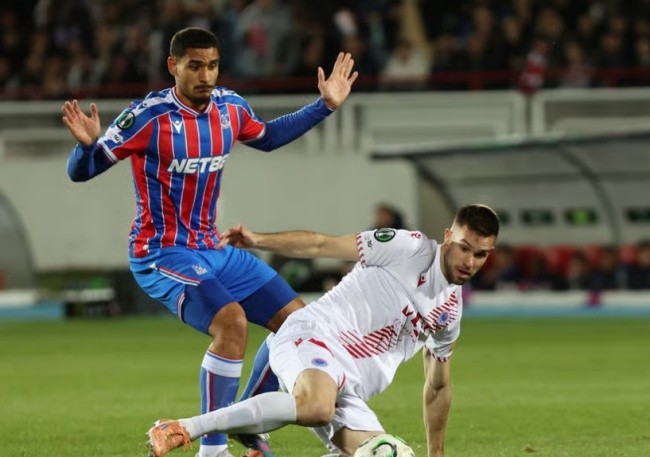 Maxence Lacroix dính chấn thương.