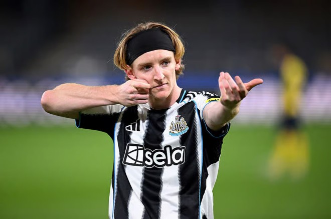 Gordon phủ nhận tin đồn chuyển nhượng.