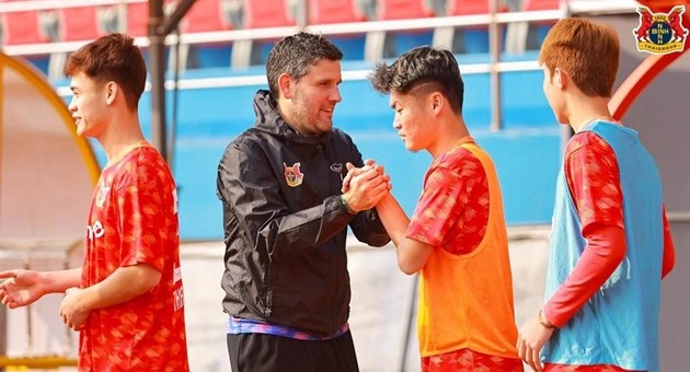 Ninh Bình trở lại khai xuân vào mùng 4 Tết.