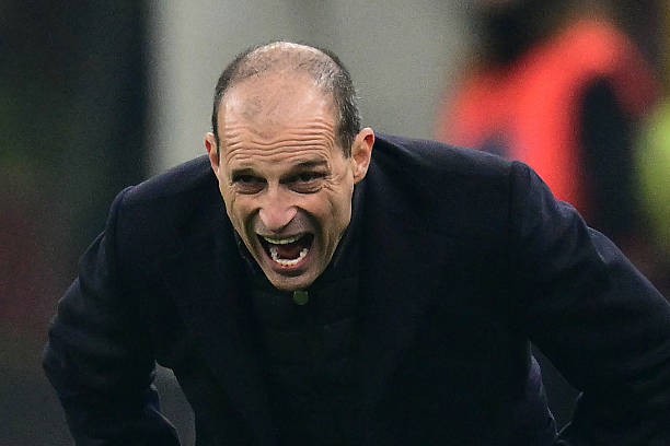 HLV Max Allegri nổi danh với cá tính mạnh trên sân cỏ.