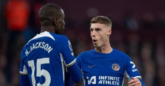 Chelsea có hợp đồng tài trợ ngắn hạn với a.