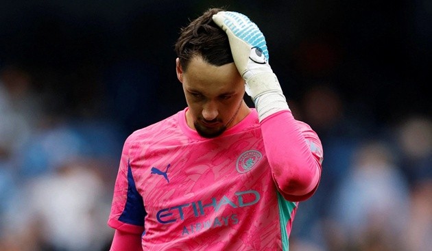 Trafford sắm vai dự bị tại Man City.