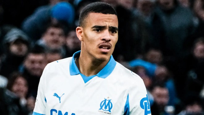 Greenwood đá hỏng pen trong thất bại 0-2 của Marseille.