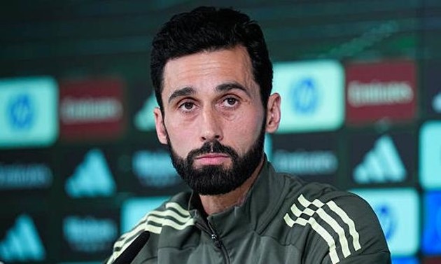 Alvaro Arbeloa dè chừng Osasuna.