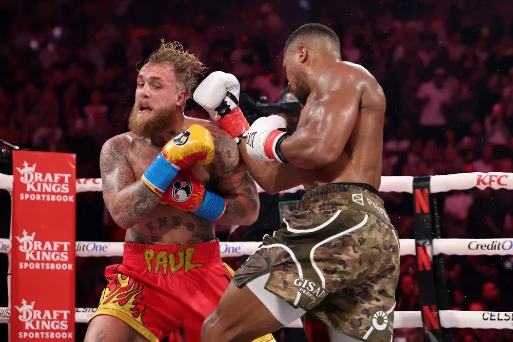 Jake Paul đối đầu Anthony Joshua trên võ đài