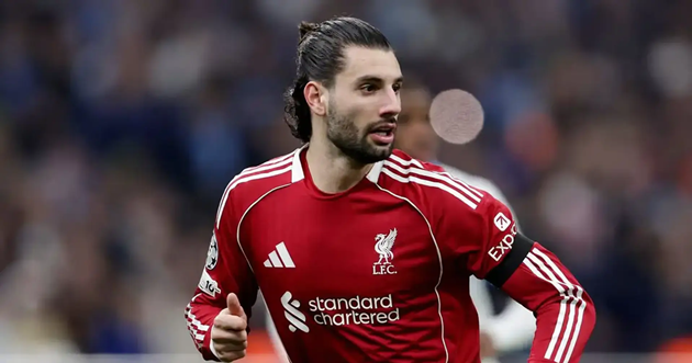 Szoboszlai tái hiện hình ảnh của Gerrard.