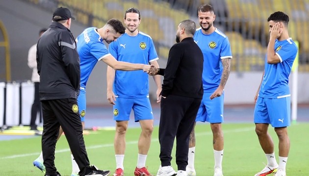 Malaysia tiếp tục sử dụng phương án cầu thủ nhập tịch để đấu Việt Nam.