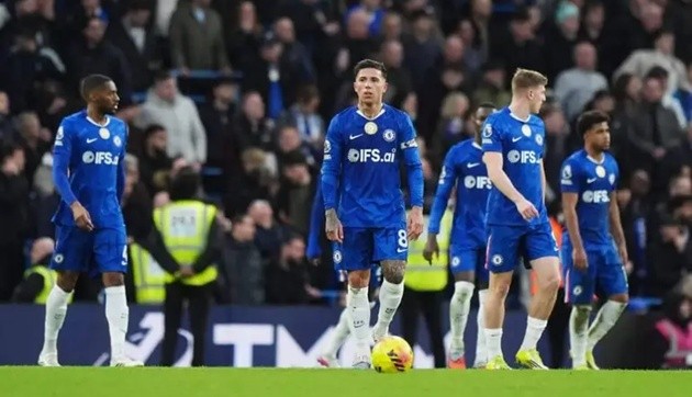 Chelsea liên tục mất điểm từ thế dẫn trước trên sân nhà.