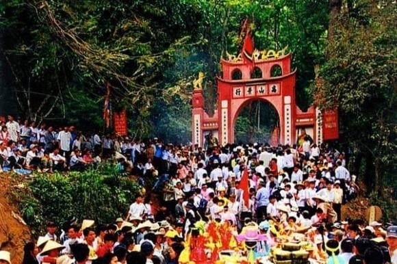 Năm 2026, Giỗ Tổ Hùng Vương rơi vào Chủ nhật (26/4).