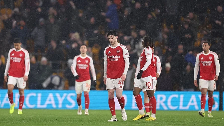 Pháo thủ và trận chiến tâm lý với Guardiola.