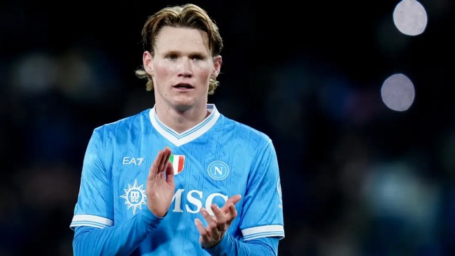 Man Utd hưởng lợi lớn nếu Napoli bán McTominay. 