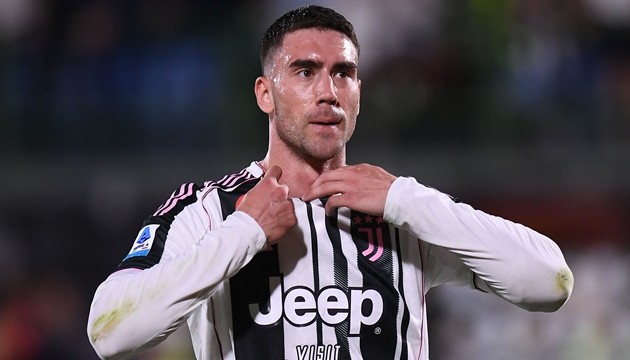 Juventus muốn giữ chân Vlahovic.