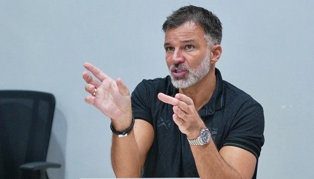 HLV Hudson lo lắng cho thể trạng của các trụ cột đội tuyển Thái Lan.