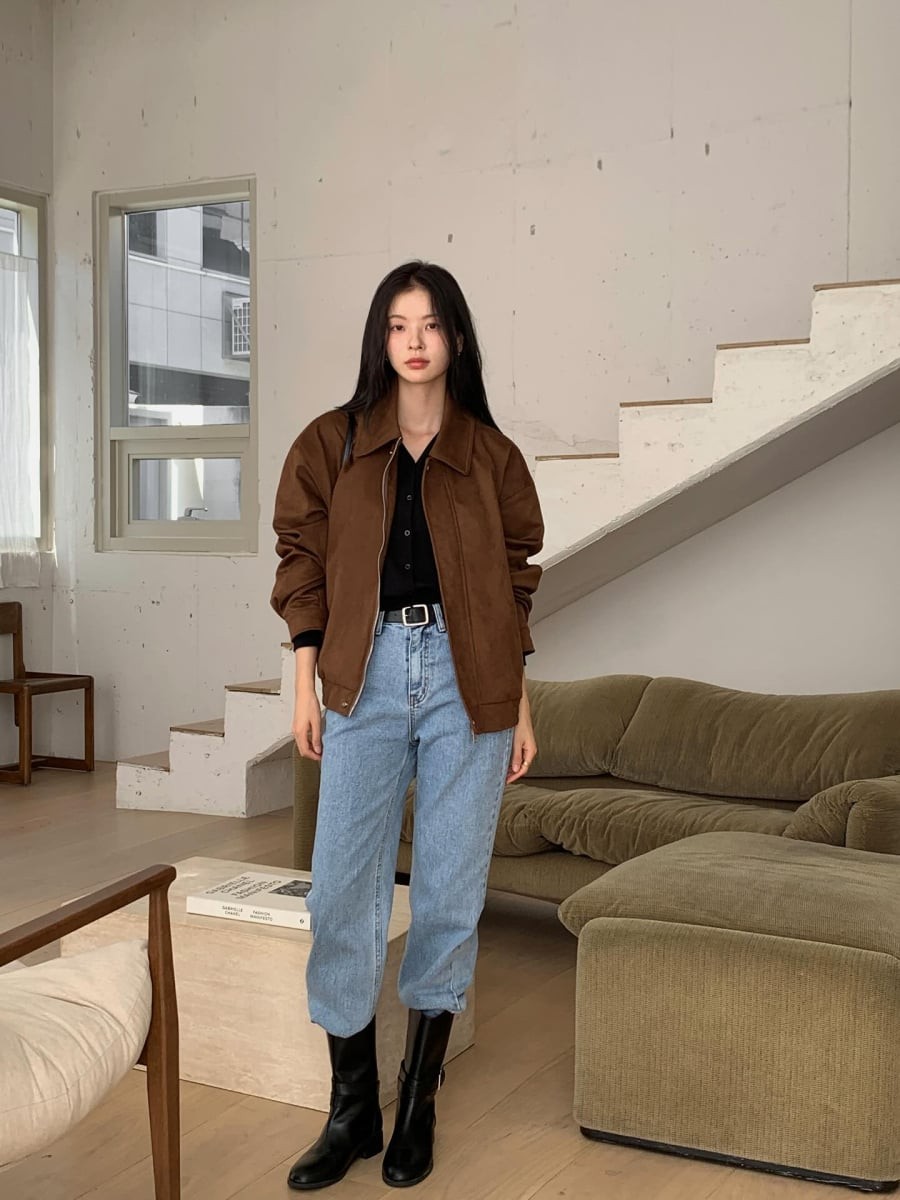 Từng bị xem là gam màu “khó chiều”, nâu đã có màn trở lại ấn tượng trong những năm gần đây và xuất hiện dày đặc trong các bộ sưu tập thời trang.