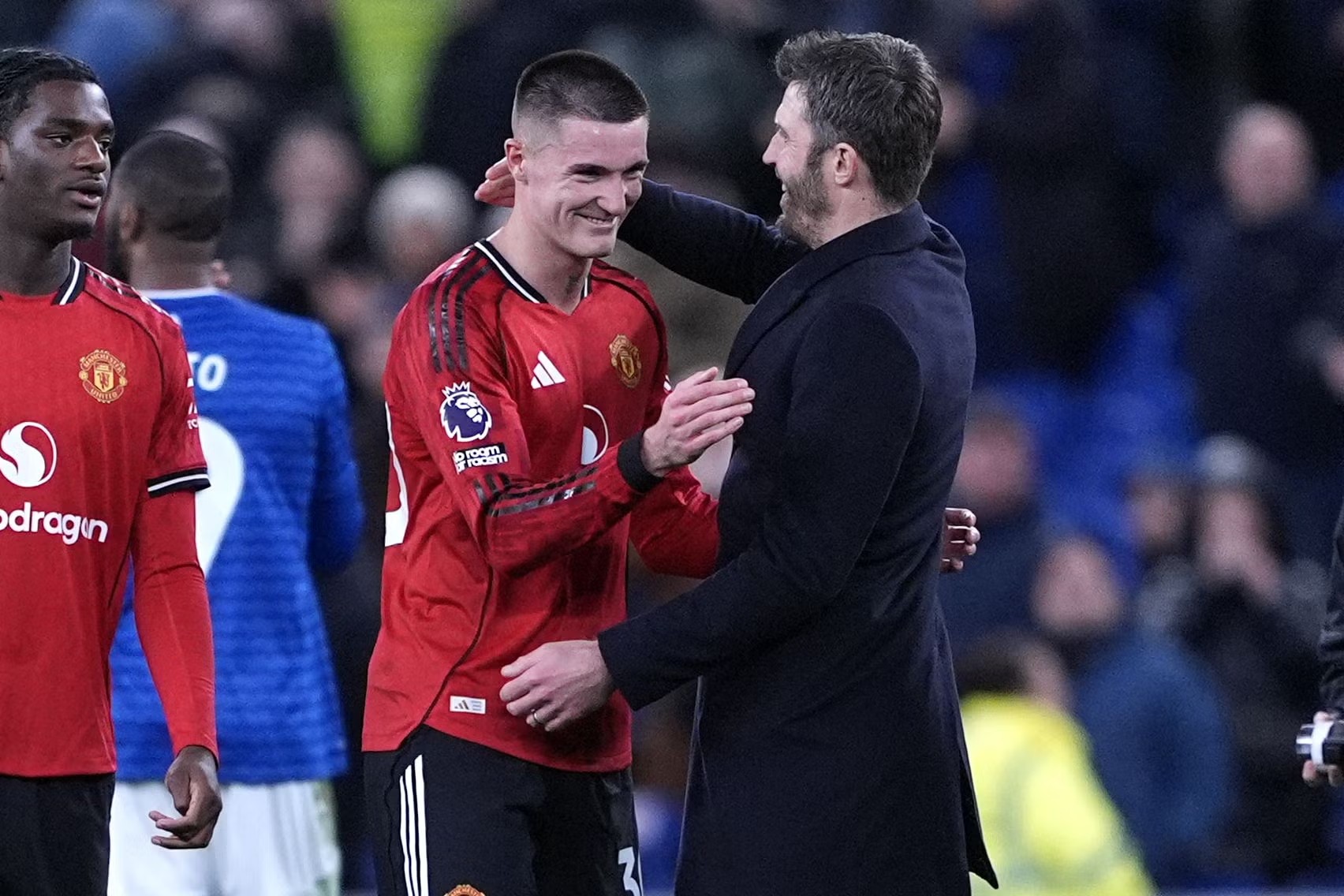 Khi Quỷ đỏ trở lại chính mình.