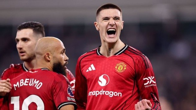 Man Utd đánh bại Everton để giành vị trí thứ 4.