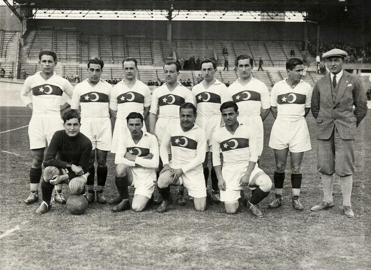 Đội hình Thổ Nhĩ Kỳ tham dự World Cup 1954.