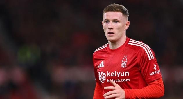 Elliot Anderson là ưu tiên của MU.