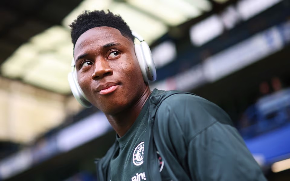 Dario Essugo chưa có cơ hội ra sân cho đội một Chelsea mùa này.