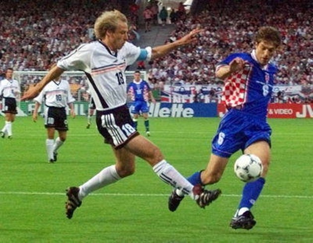 Croatia đánh bại Đức 3-0.