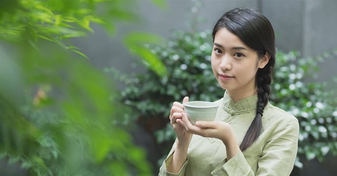 Hãy tập trung cải thiện bản thân, bất kể suy nghĩ, lời nói hay hành động của bạn, để bạn có thể trở nên hiểu biết và bình tĩnh hơn. (Ảnh minh họa)