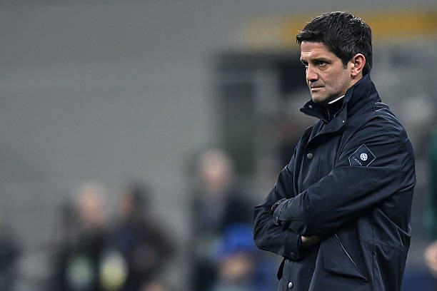 HLV Cristian Chivu có sự tính toán sai lầm về mặt nhân sự.