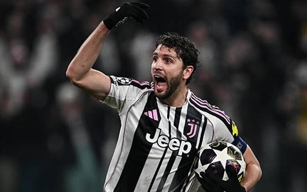 Manuel Locatelli và các đồng đội đã chơi hết mình trong trận thua Galatasaray.