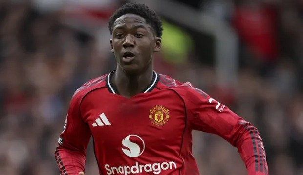 Kobbie Mainoo đã hồi sinh dưới thời Michael Carrick.