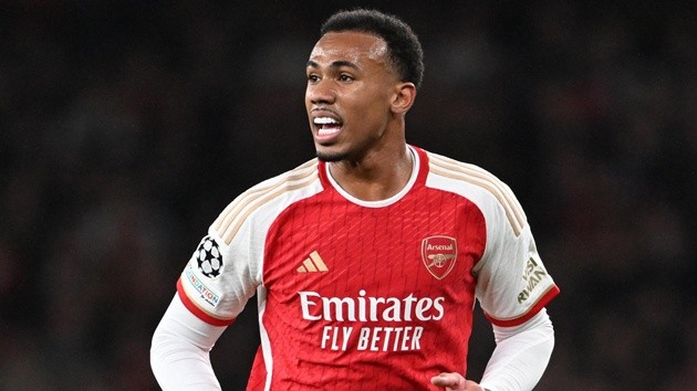 Magalhaes lọt vào tầm ngắm của Real.